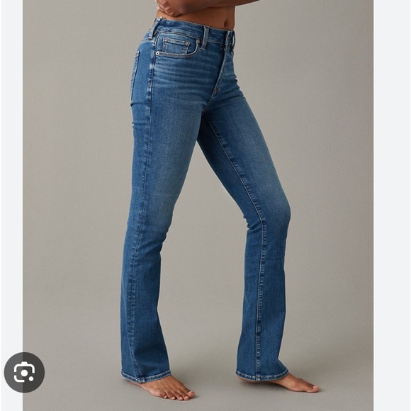 Almost New 4 Pairs of American Eagle Jeans - Picture 3 of 13